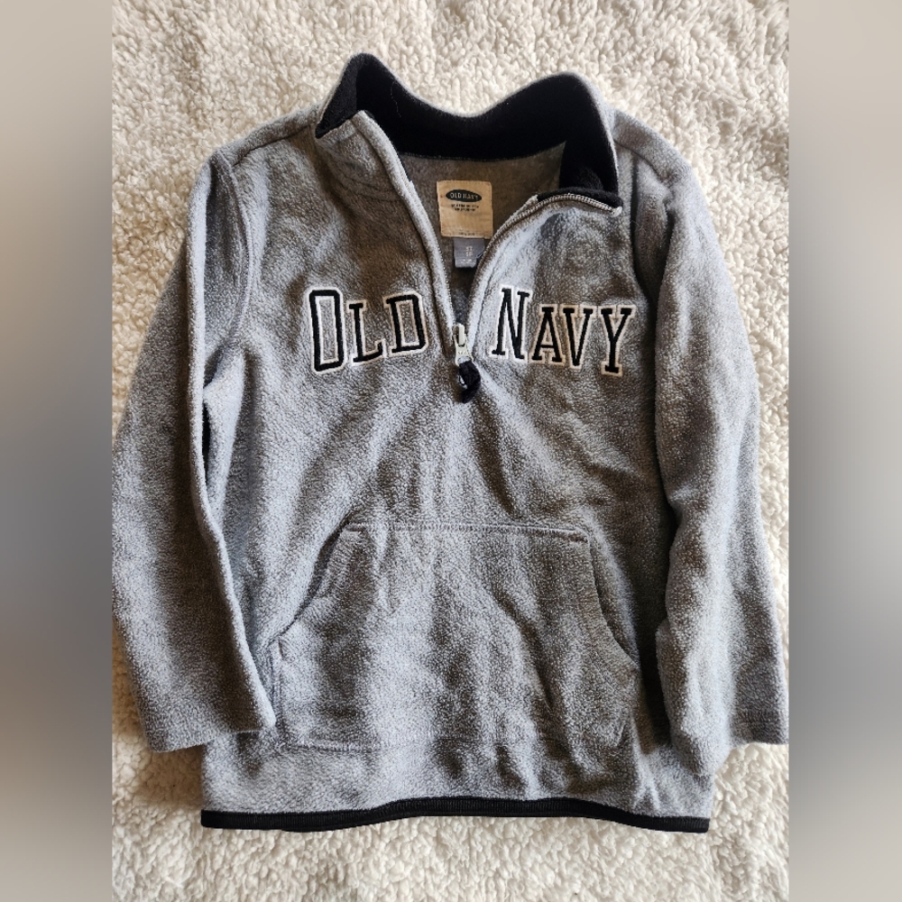 Old Navy Boy's Pullover